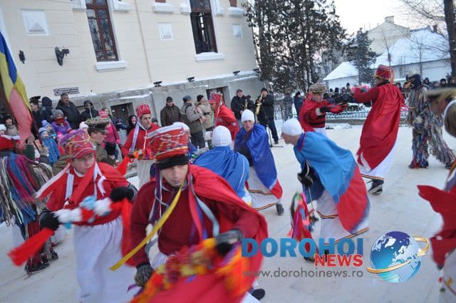 Banda Ghilia_Formatii de datini si obiceiuri 31 decembrie 2014_08
