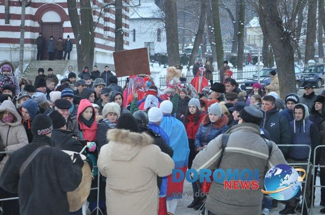 Banda Ghilia_Formatii de datini si obiceiuri 31 decembrie 2014_12
