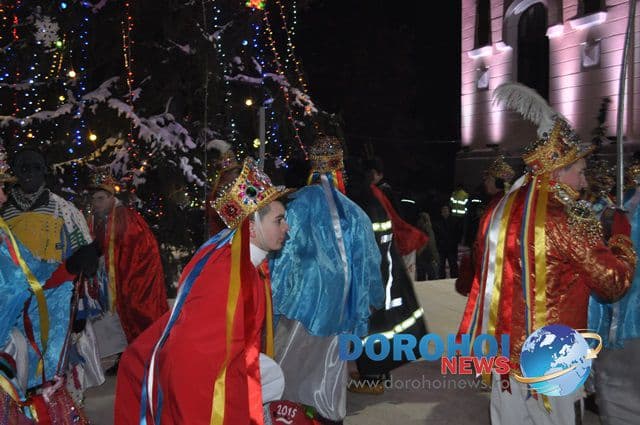 Banda Iezer_Formatii de datini si obiceiuri 31 decembrie 2014_15