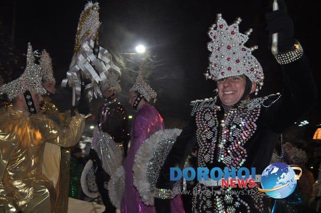 Banda Olinescu_Formatii de datini si obiceiuri 31 decembrie 2014_03