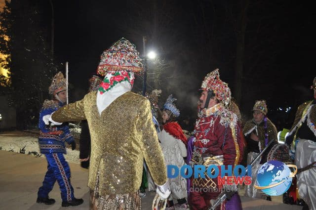 Banda Sumanarenilor_Formatii de datini si obiceiuri 31 decembrie 2014_02