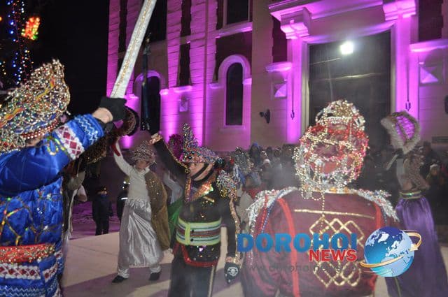 Banda Sumanarenilor_Formatii de datini si obiceiuri 31 decembrie 2014_10