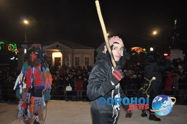 Banda Gara_Formatii de datini si obiceiuri 31 decembrie 2014_12