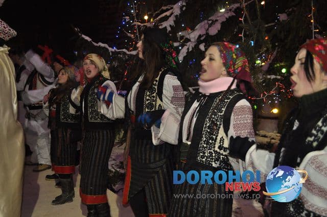Banda Plevna_Formatii de datini si obiceiuri 31 decembrie 2014_03