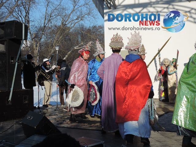 Festivalul de Datini şi Obiceiuri - Pomârla 31 decembrie 2014_02