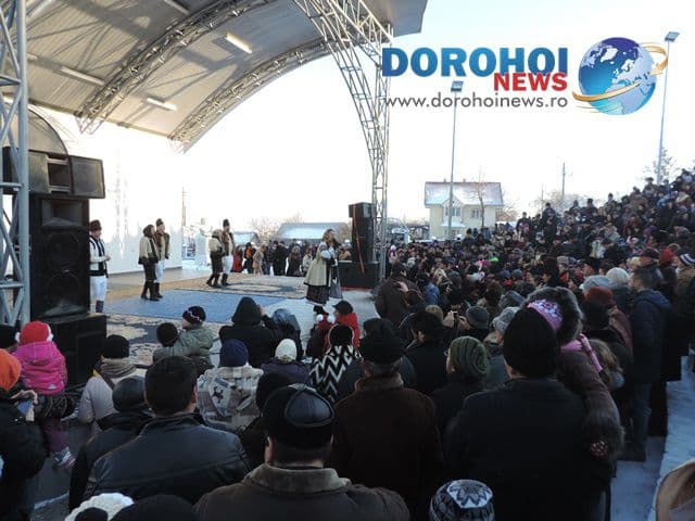 Festivalul de Datini şi Obiceiuri - Pomârla 31 decembrie 2014_05