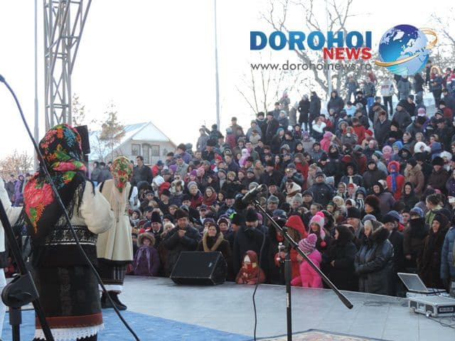 Festivalul de Datini şi Obiceiuri - Pomârla 31 decembrie 2014_08