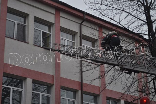 Simulare de incendiu la Spitalul Dorohoi_05