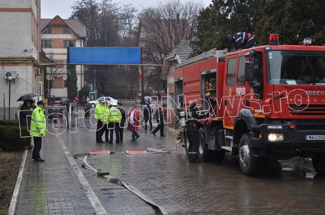 Simulare de incendiu la Spitalul Dorohoi_11