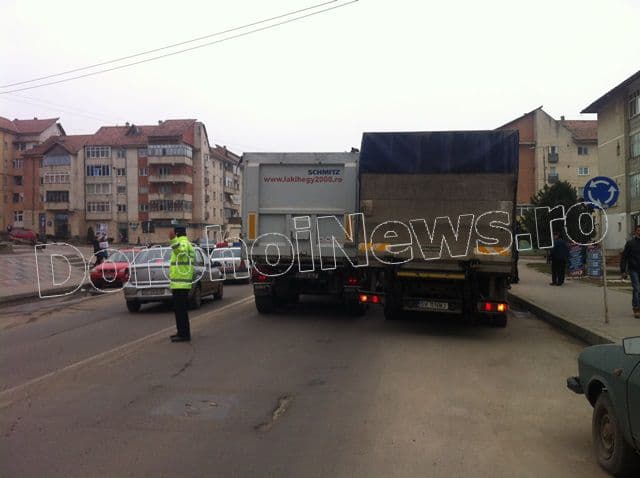 Trafic blocat in Dorohoi_01