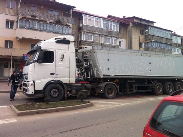 Trafic blocat in Dorohoi_03