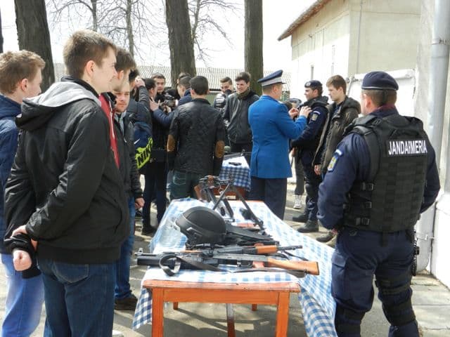 Ziua Porților Deschise la Jandarmeria Botoșani (2)