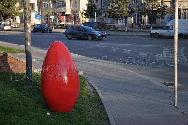 Oua rosii uriase in Dorohoi_14