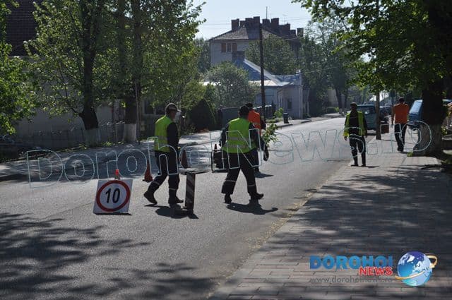 Cratere aparute in asfalt in Dorohoi_02