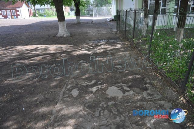 Reabilitare trotuare acces Scoala Spiru Haret Dorohoi_01