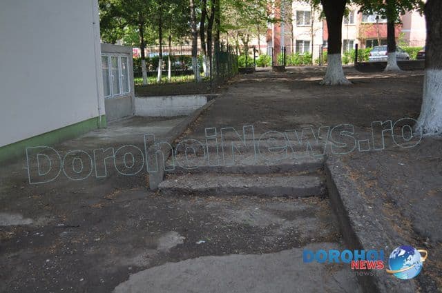 Reabilitare trotuare acces Scoala Spiru Haret Dorohoi_08