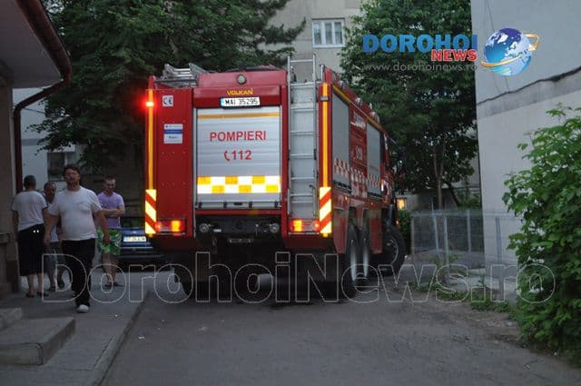 Incendiu Aleea Pinului_01