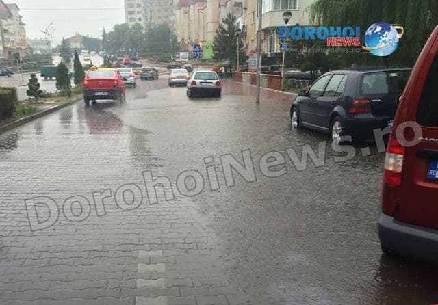 Ploaie torentiala la Dorohoi_01