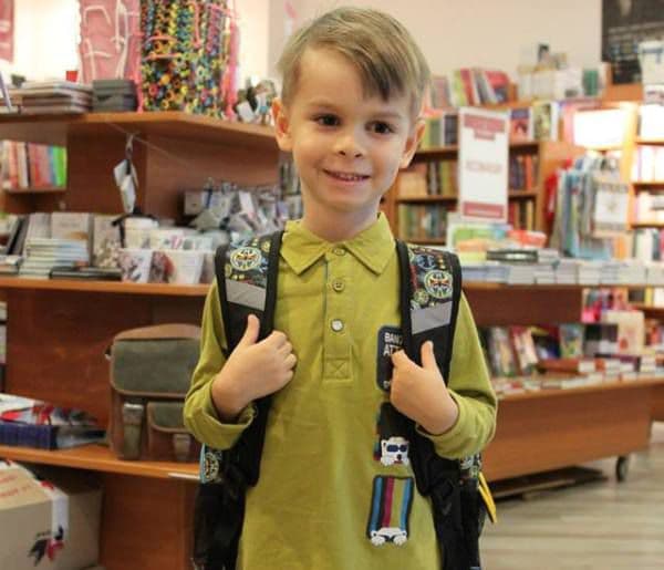 Uvertura Mall a desemnat câștigătorii tombolei „Back to school”!4