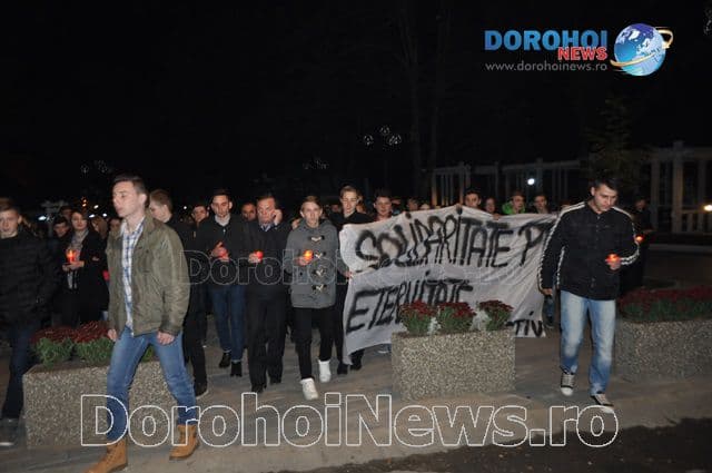 Mars pentru victimele din Colectiv organizat la Dorohoi_14