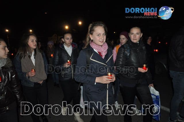 Mars pentru victimele din Colectiv organizat la Dorohoi_16