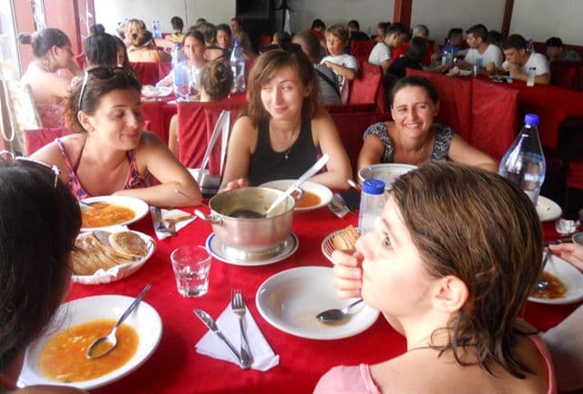 voluntari la țărmul mării (4)