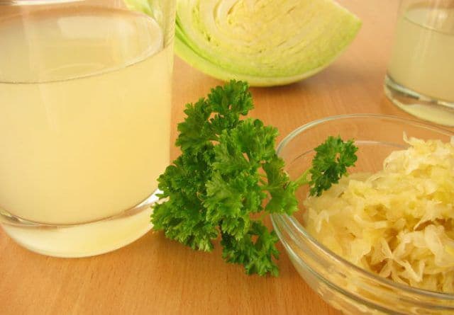 Zeama de varză murată este un adevărat medicament natural