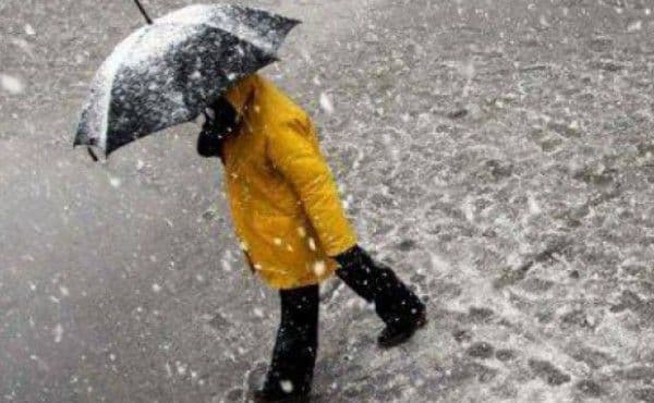 Vremea rea revine! Informare meteo de ninsori şi viscol!