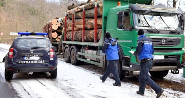 Peste 400 de sancţiuni contravenţionale, aplicate de Jandarmeria Română în luna ianuarie 2016