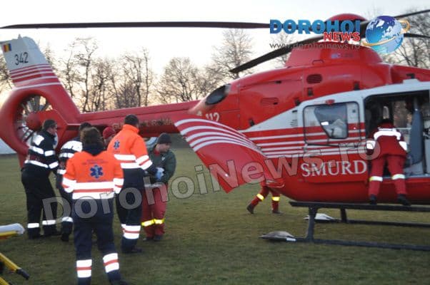 Femeie din Dorohoi cu blocaj atrioventricular preluată de un elicopter SMURD şi transportată la Iaşi - FOTO