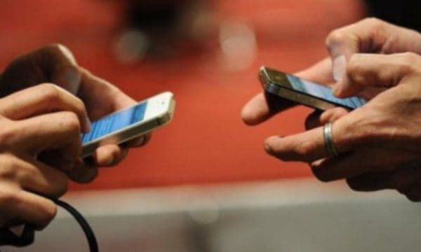 Anunț important pentru posesorii de iPhone. Ce înseamnă misteriosul cod „Error 53”