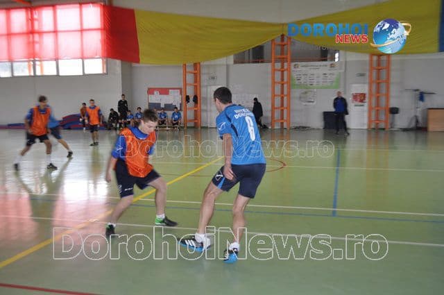 Turneul final al „Cupei de Iarnă A.J.F.” se joacă astăzi, la Vorona