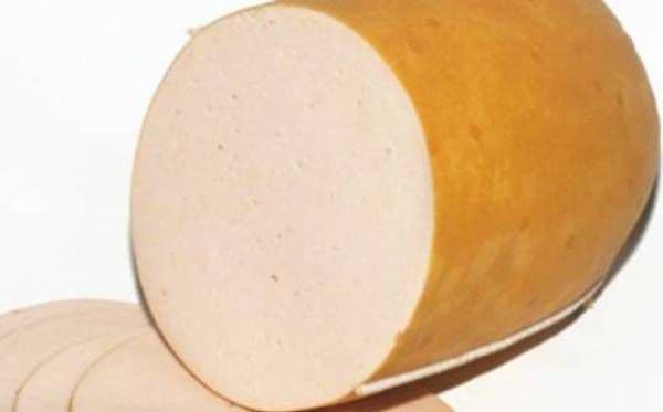 Te îngrozeşti când afli din ce este făcut parizerul. Reţeta originală s-a denaturat