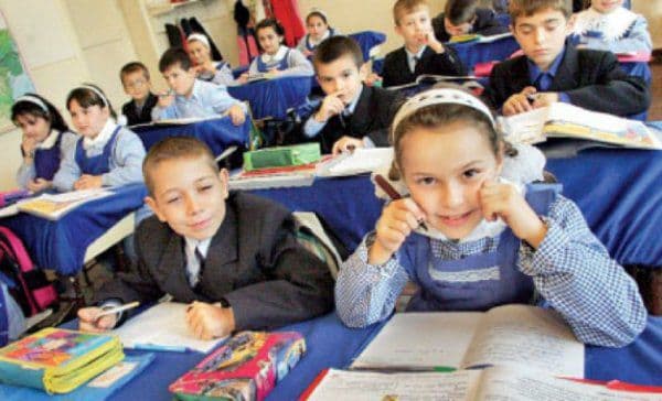 Anunţ important pentru părinţi. Ce păţesc cei care nu îşi dau copiii la clasa prăgătitoare
