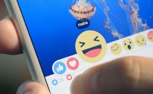 Surpriză! S-a schimbat Facebook-ul. Reţeaua de socializare a introdus noi butoane