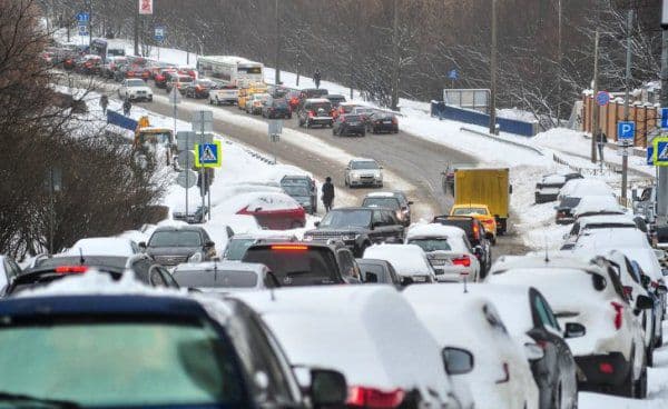 O furtună masivă de zăpadă a lovit lângă România