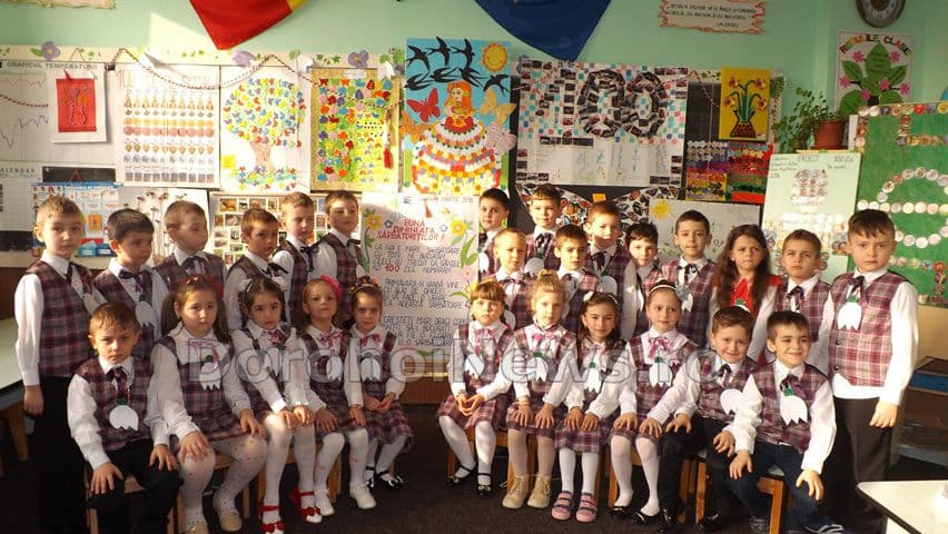 „100 de zile de școală” sărbătorite de Clasa Pregătitoare A Step by Step de la „Școala Al. I. Cuza” Dorohoi - FOTO