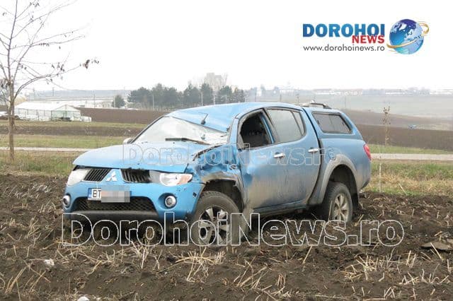 S-a dat peste cap cu mașina! Bărbat rănit într-un accident produs în apropierea localității Leorda - FOTO 