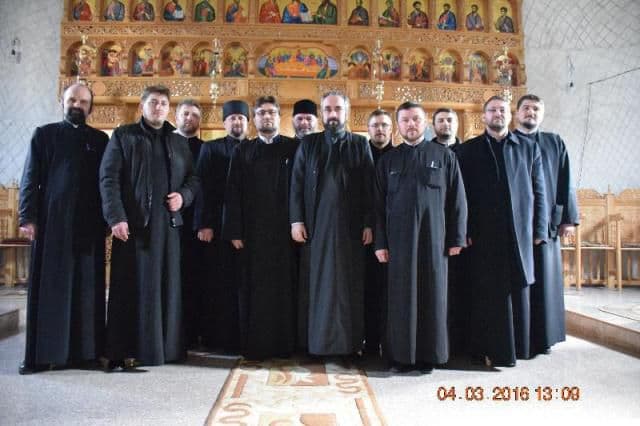 Întrunire catehetică în Protopopiatul Dorohoi - FOTO