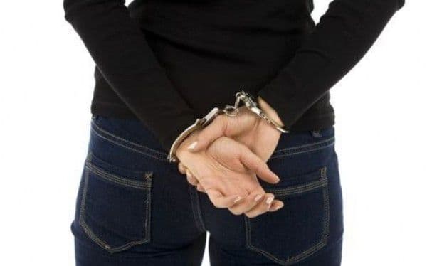 Botoșăneancă urmărită internaţional depistată de poliţişti