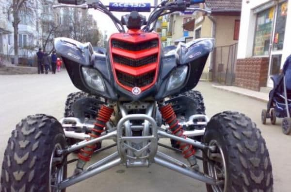 Doi minori depistați circulând cu un ATV neînmatriculat pe Aleea Amurgului