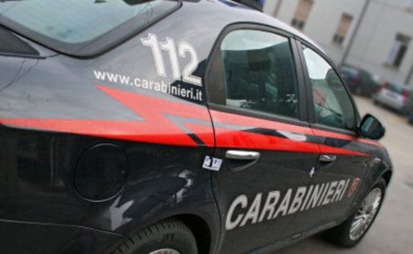 O româncă s-a certat cu soţul pe autostradă în Italia. A coborât din maşină şi a fost lovită mortal