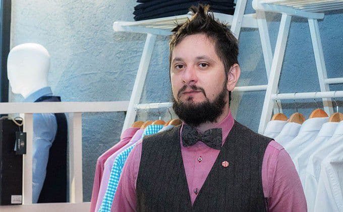 Dorohoianul Octavian Strunilă și-a luat copiii și a plecat la părinții lui. Actorul și soția lui au amânat divorțul!