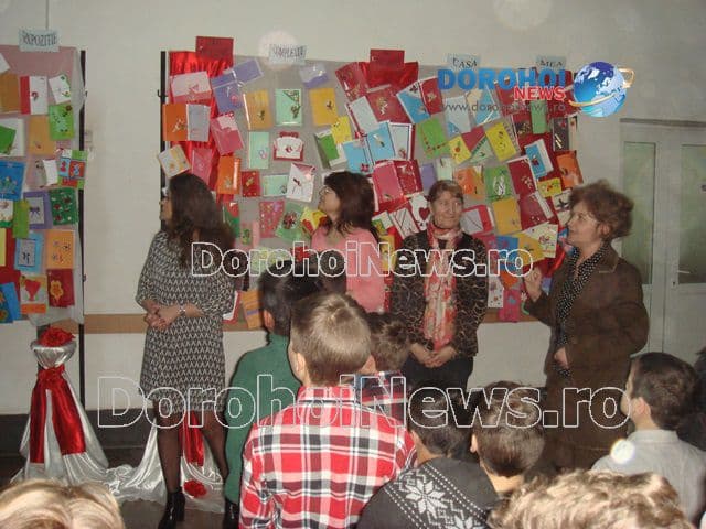 „Mărțișorul Eco”: Expoziție de felicitări, colaje și mărțișoare ecologice la Casa Municipală de Cultură Dorohoi - FOTO
