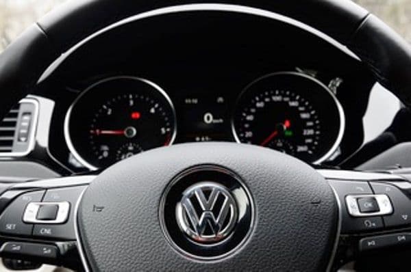 Volkswagen recheamă în service unul dintre modele