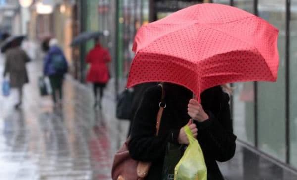Weekend cu temperaturi scăzute şi vânt intens în toată ţara