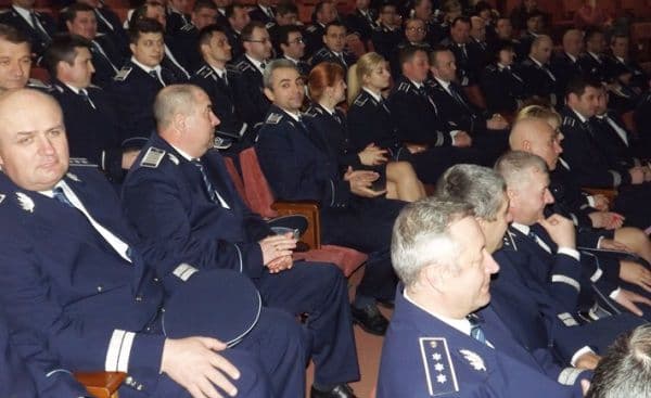 Ziua Poliţiei la Botoșani, fără avansări ale poliţiştilor
