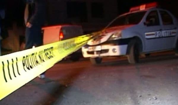 Tragedie în comuna Lunca. Lăsat într-o baltă de sânge după ce a fost lovit cu toporul în cap!