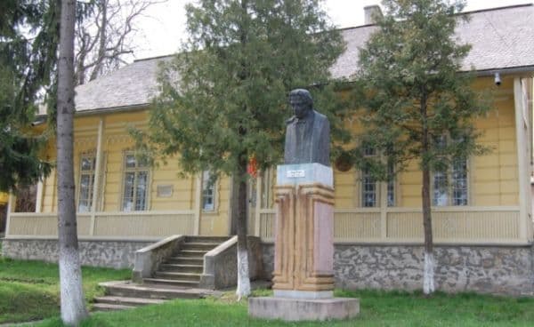 Invitație la muzeu - Muzeul Memorial GEORGE ENESCU Dorohoi