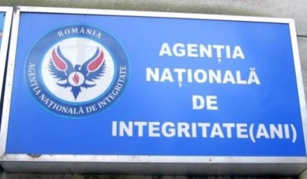 Foşti sau actuali aleşi locali, în incompatibilitate şi conflict de interese